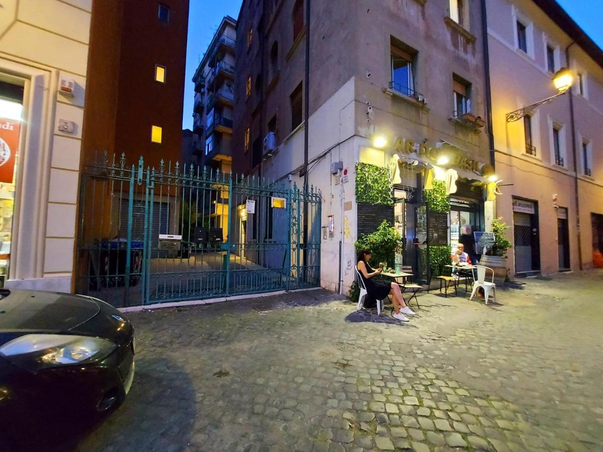 Free Breakfast - Big Apartment In The Heart Of روما المظهر الخارجي الصورة